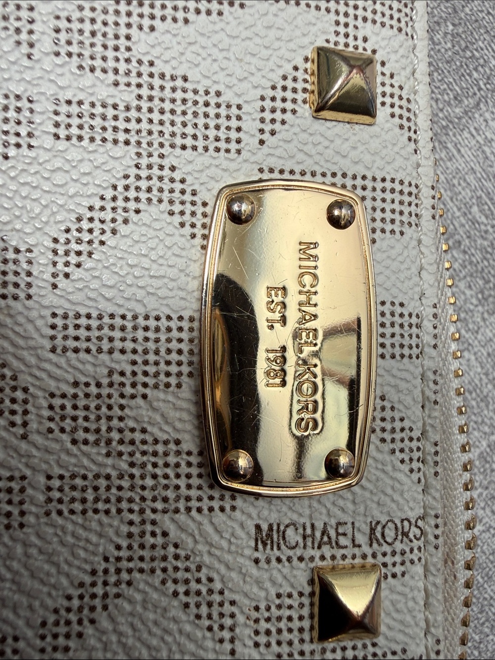 Michael Kors White Perforated MK Logo Zip Wallet with Gold Studs - Picture 2 of 5